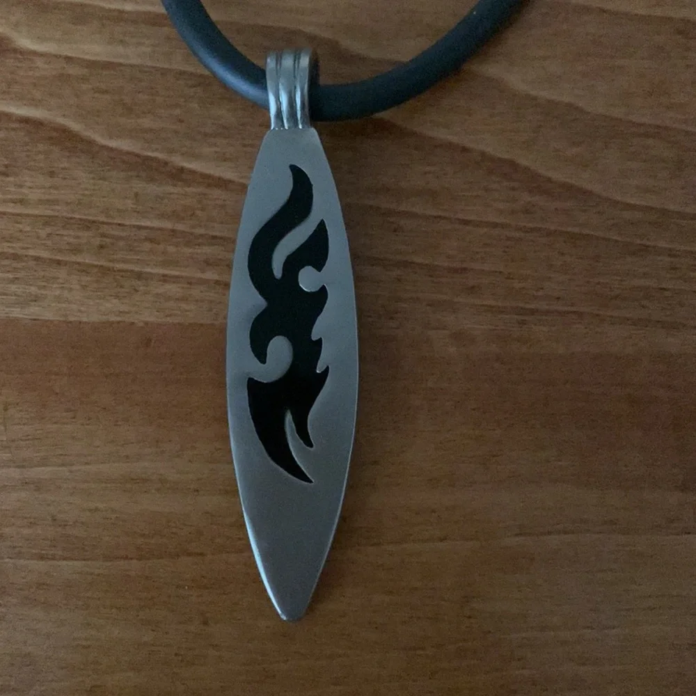 Black and Pewter Toned Tribal Vibe Necklace